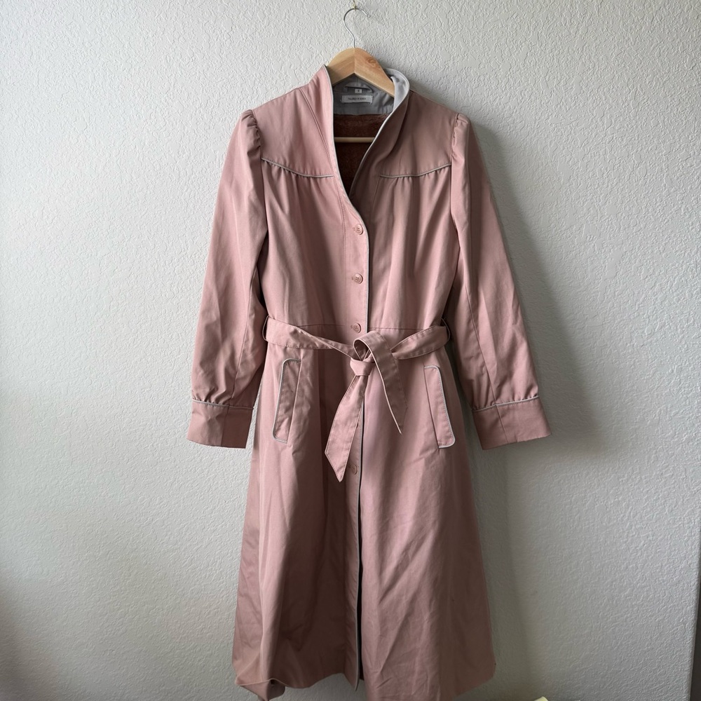 Adorable Vintage Look Pink Button-Up Trench‎ Coat